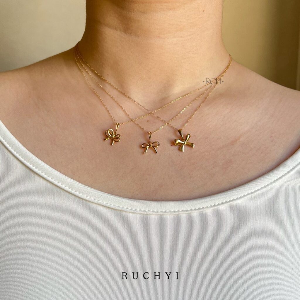 گردنبند طلا طرح پاپیون