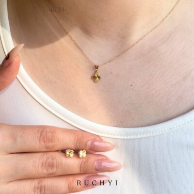 نیمست طلا طرح ونکلیف زیر گرم